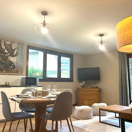 Appartement Style Chalet Avec Grande Terrasse Et Parking Prive シャモニー エクステリア 写真