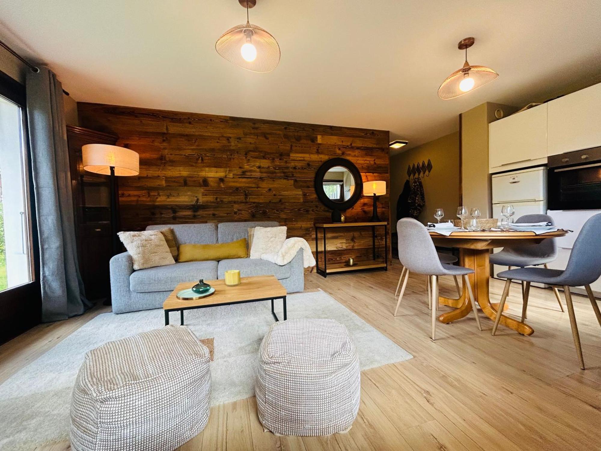 Appartement Style Chalet Avec Grande Terrasse Et Parking Prive シャモニー エクステリア 写真