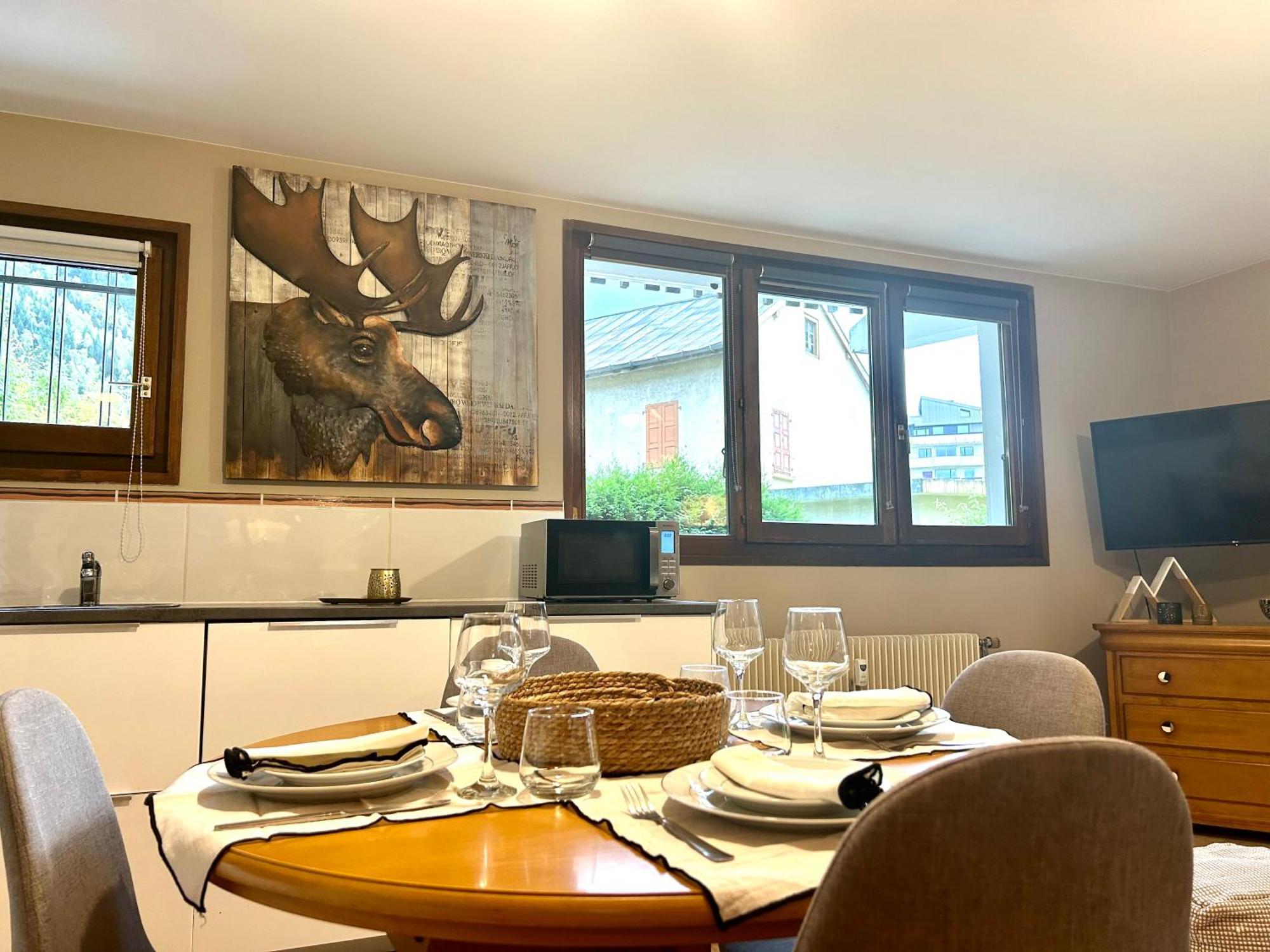 Appartement Style Chalet Avec Grande Terrasse Et Parking Prive シャモニー エクステリア 写真