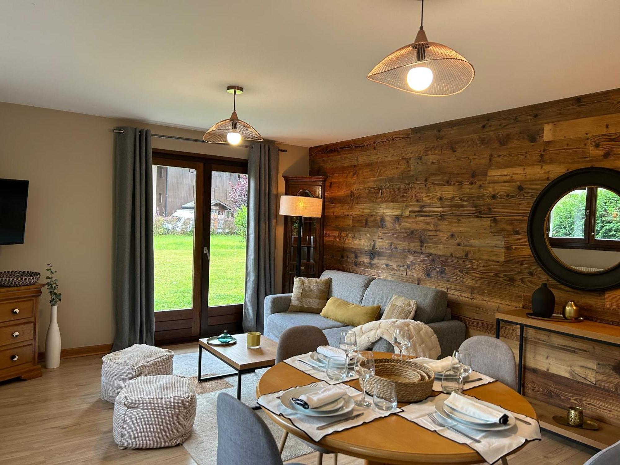 Appartement Style Chalet Avec Grande Terrasse Et Parking Prive シャモニー エクステリア 写真